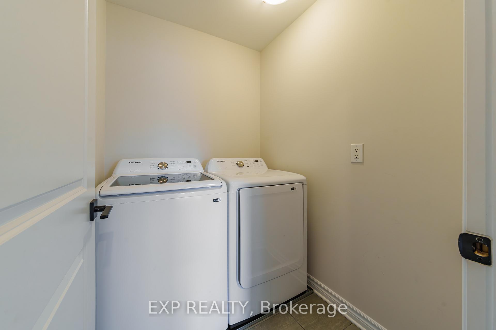 Photo 15 of 120 Patchell Place, North Grenville, North Grenville Twp (Kemptville South) — HOMEH
