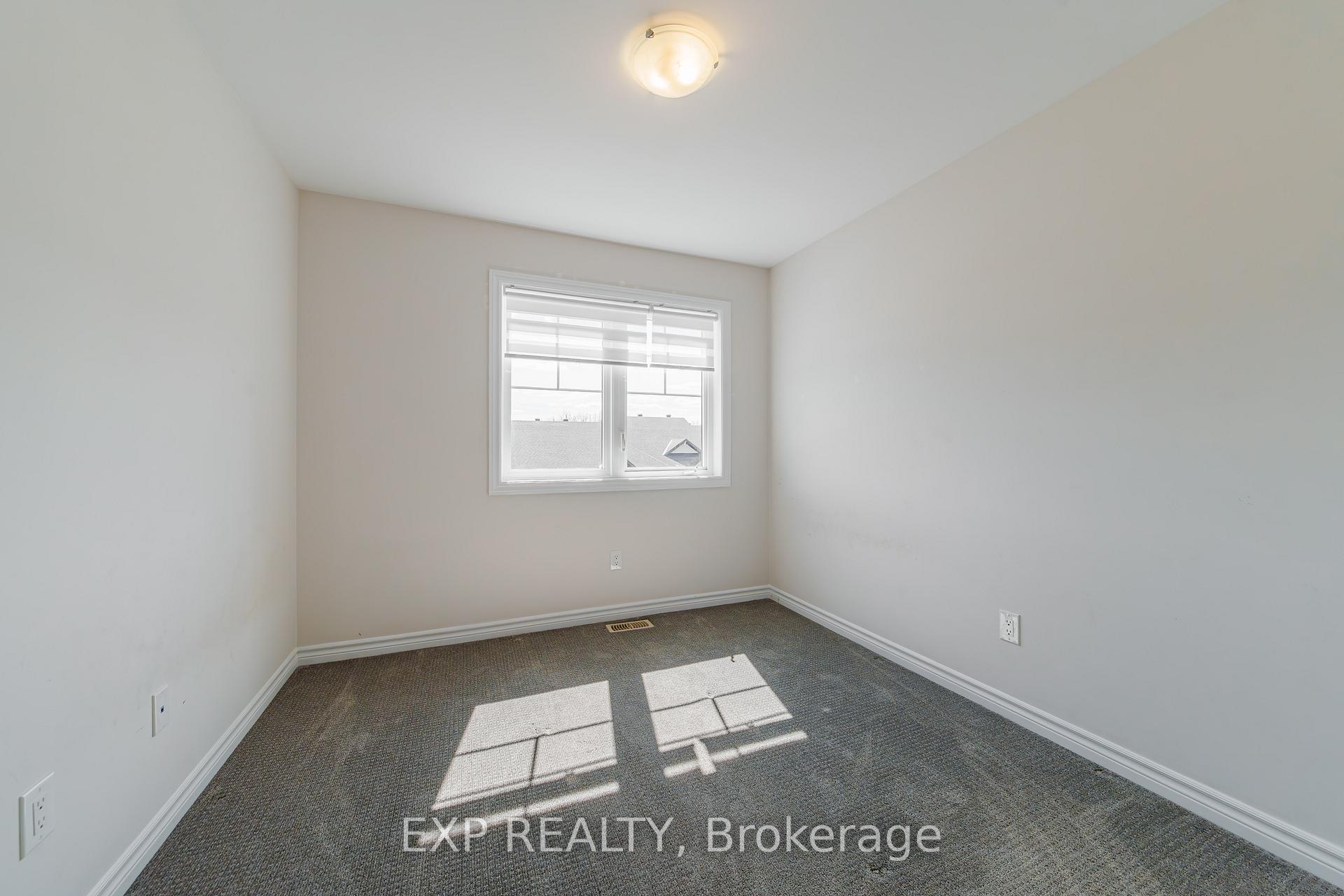 Photo 18 of 120 Patchell Place, North Grenville, North Grenville Twp (Kemptville South) — HOMEH