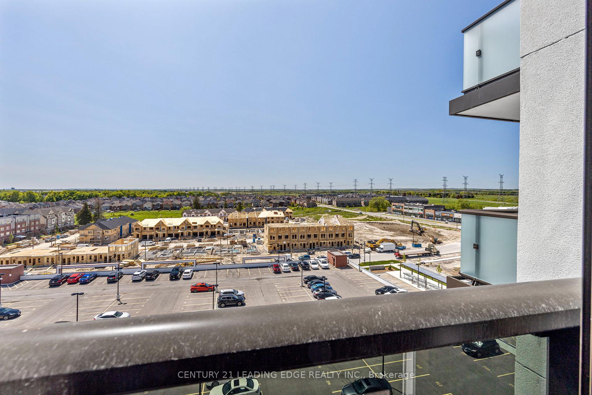 Photo 10 of Unit 819, 2550 Simcoe Street N, Oshawa, Windfields — HOMEH
