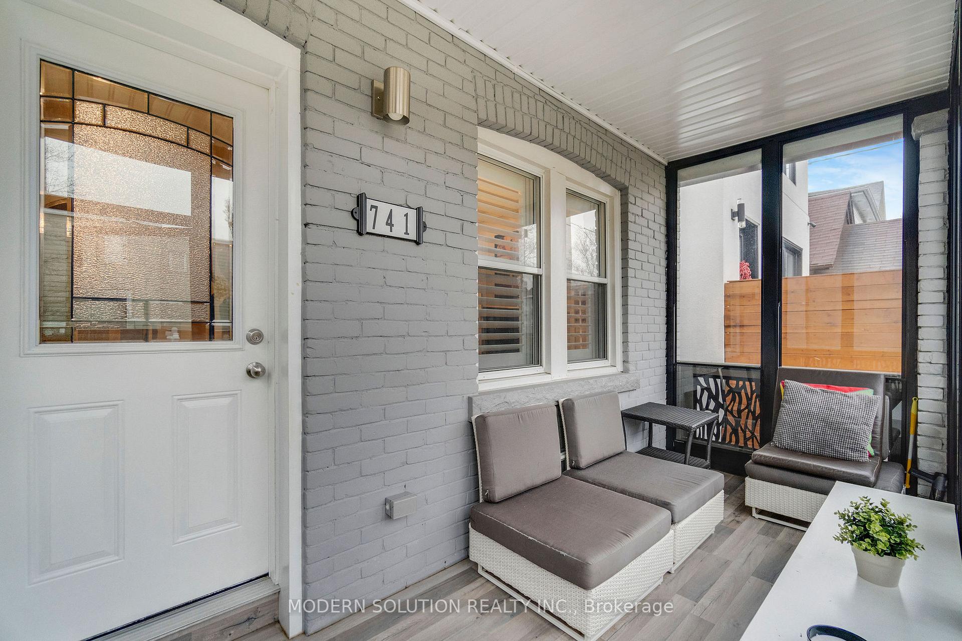 Photo 5 of 741 Milverton Boulevard, Toronto, Woodbine-Lumsden — HOMEH