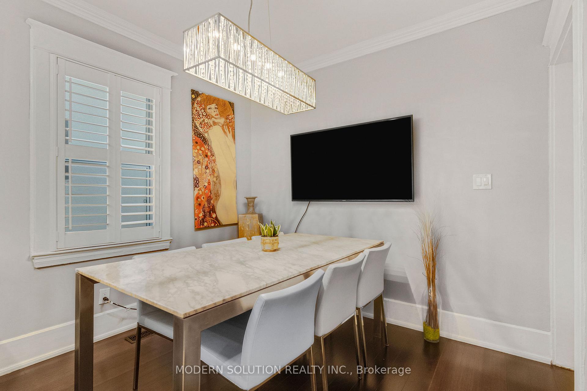 Photo 12 of 741 Milverton Boulevard, Toronto, Woodbine-Lumsden — HOMEH