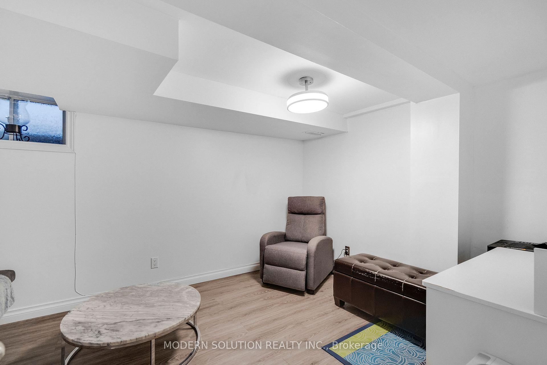 Photo 23 of 741 Milverton Boulevard, Toronto, Woodbine-Lumsden — HOMEH