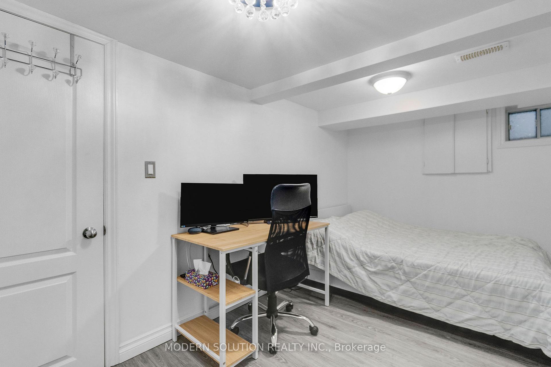 Photo 26 of 741 Milverton Boulevard, Toronto, Woodbine-Lumsden — HOMEH