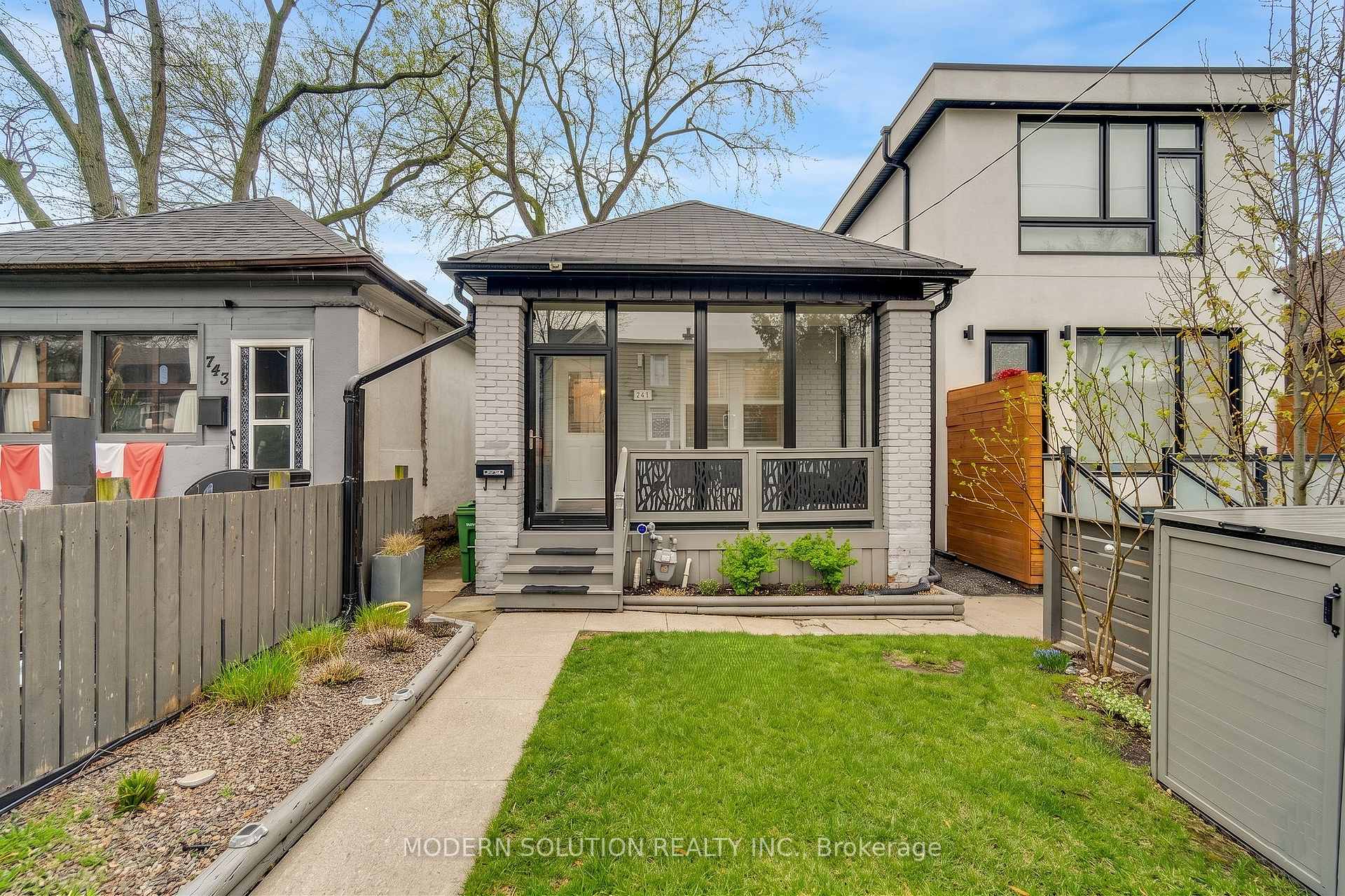 Photo 40 of 741 Milverton Boulevard, Toronto, Woodbine-Lumsden — HOMEH