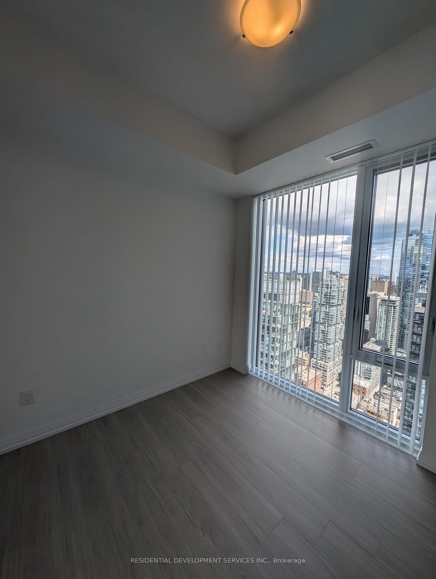 Photo 5 of Unit LPH29, 28 Widmer Street, Toronto, Waterfront Communities — HOMEH