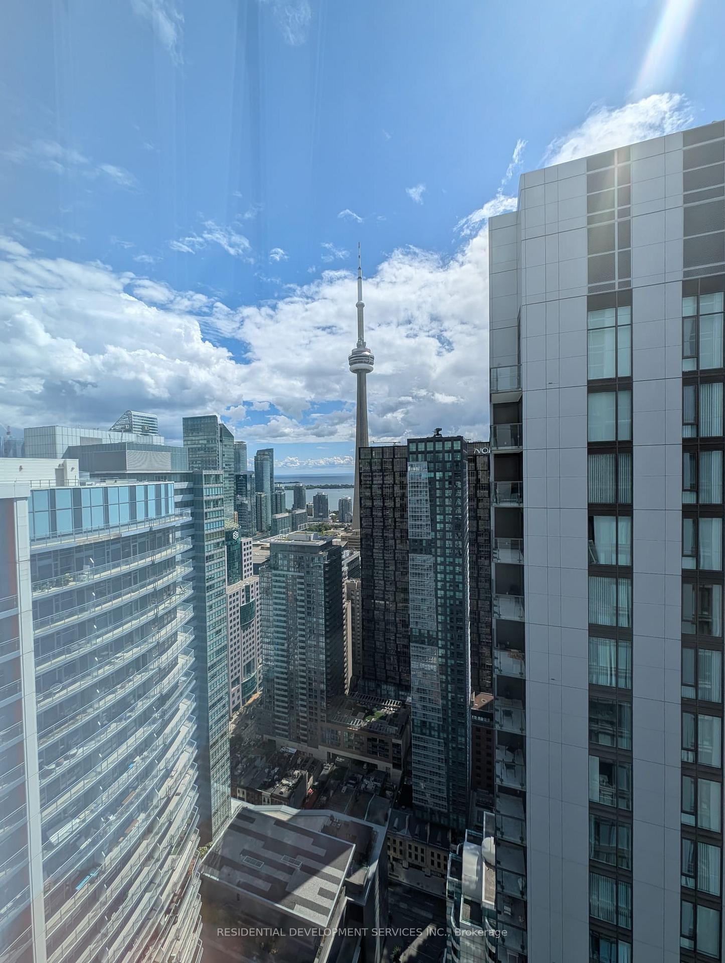 Photo 10 of Unit LPH29, 28 Widmer Street, Toronto, Waterfront Communities — HOMEH
