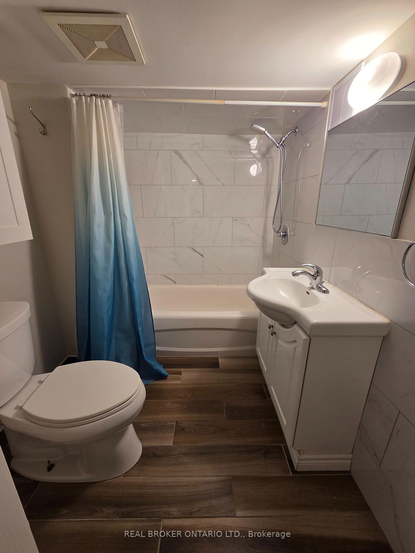 Photo 6 of Unit 1, 296 Emerald Street N, Hamilton, Landsdale — HOMEH