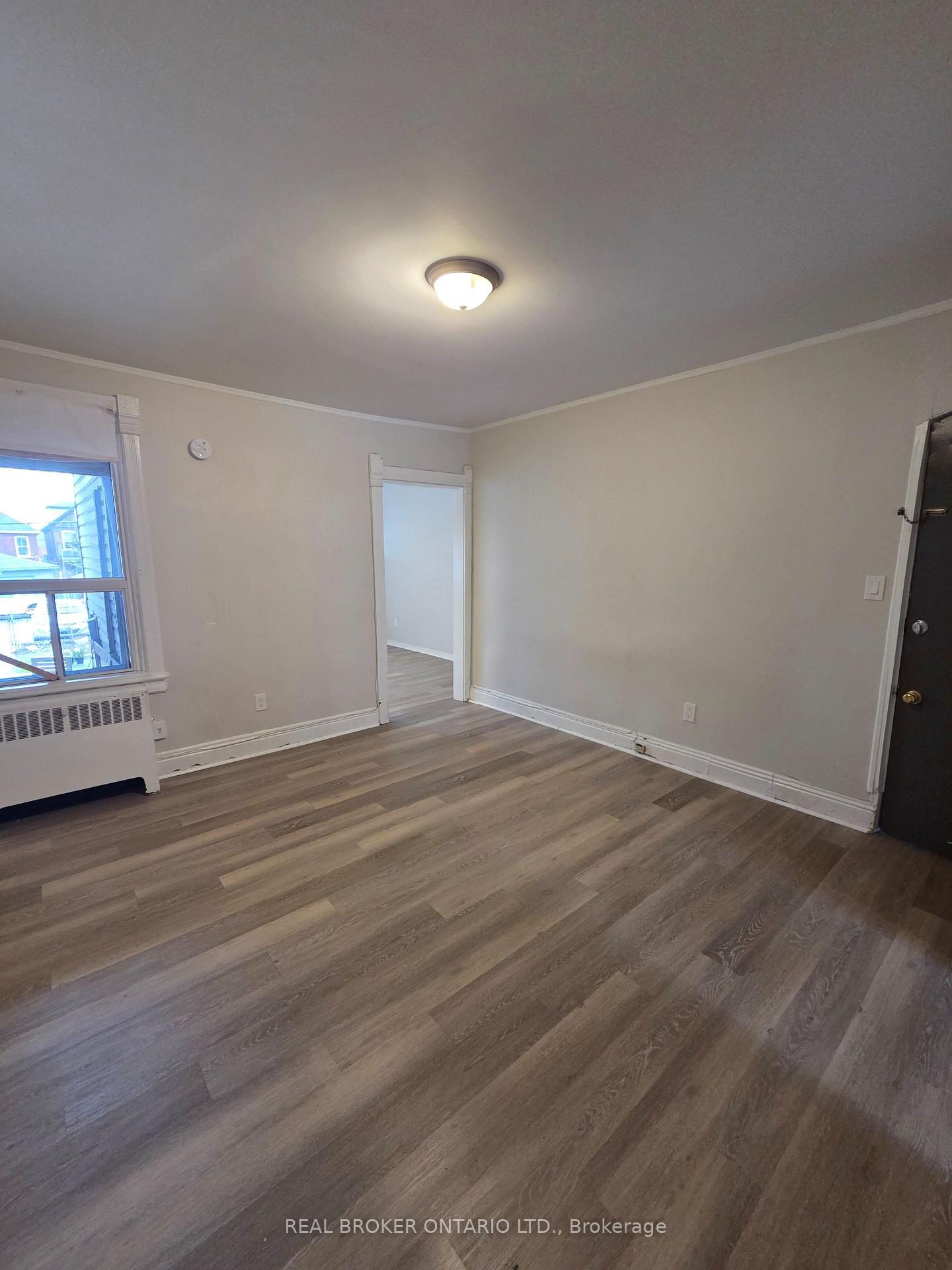 Photo 20 of Unit 1, 296 Emerald Street N, Hamilton, Landsdale — HOMEH