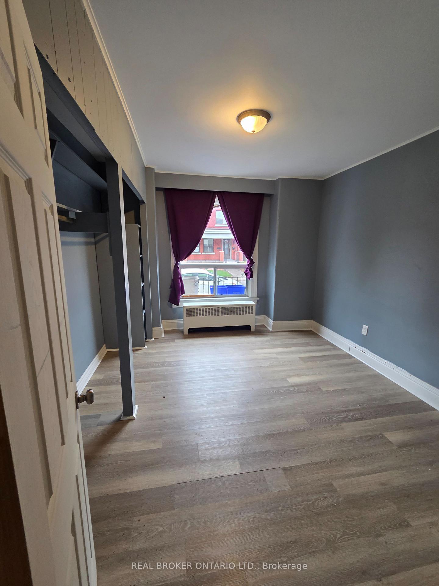 Photo 23 of Unit 1, 296 Emerald Street N, Hamilton, Landsdale — HOMEH