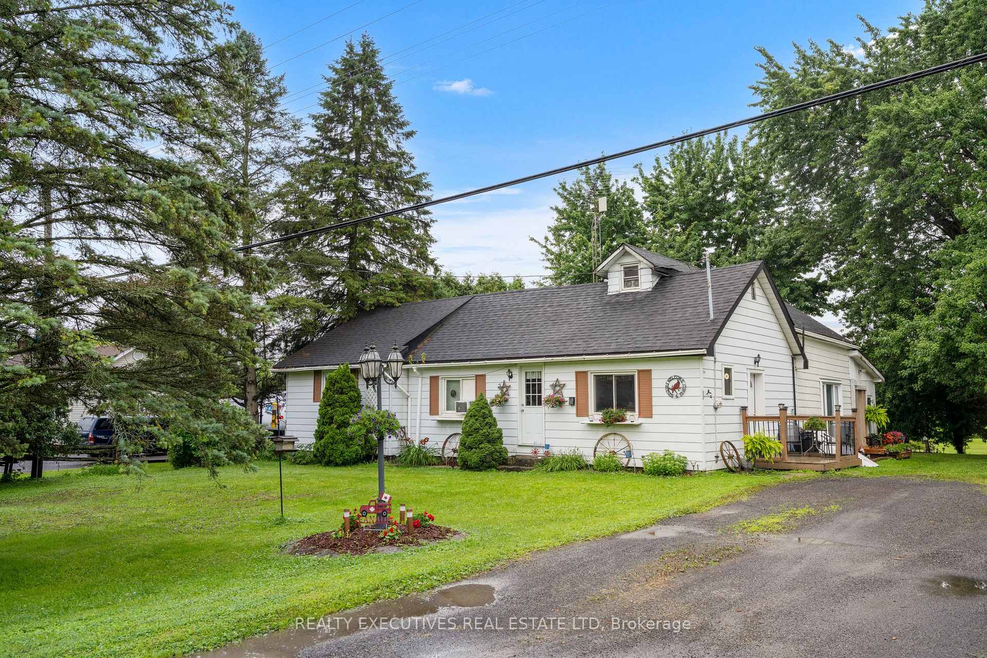 Photo 2 of 5458 County 8 Road, South Dundas, South Dundas (Williamsburgh) Twp — HOMEH