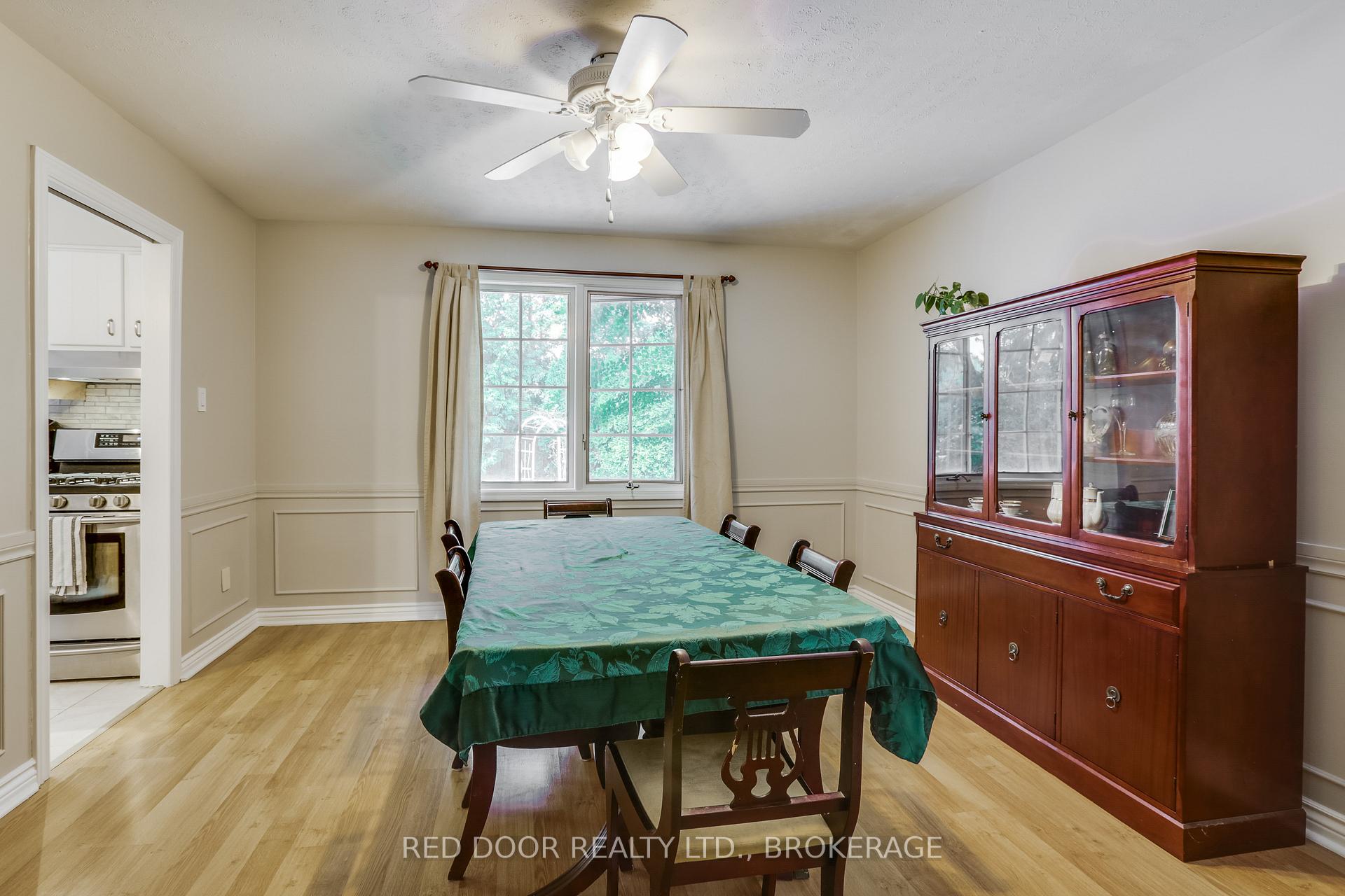 Photo 10 of 79 Greenbrier Crescent, London, South N — HOMEH