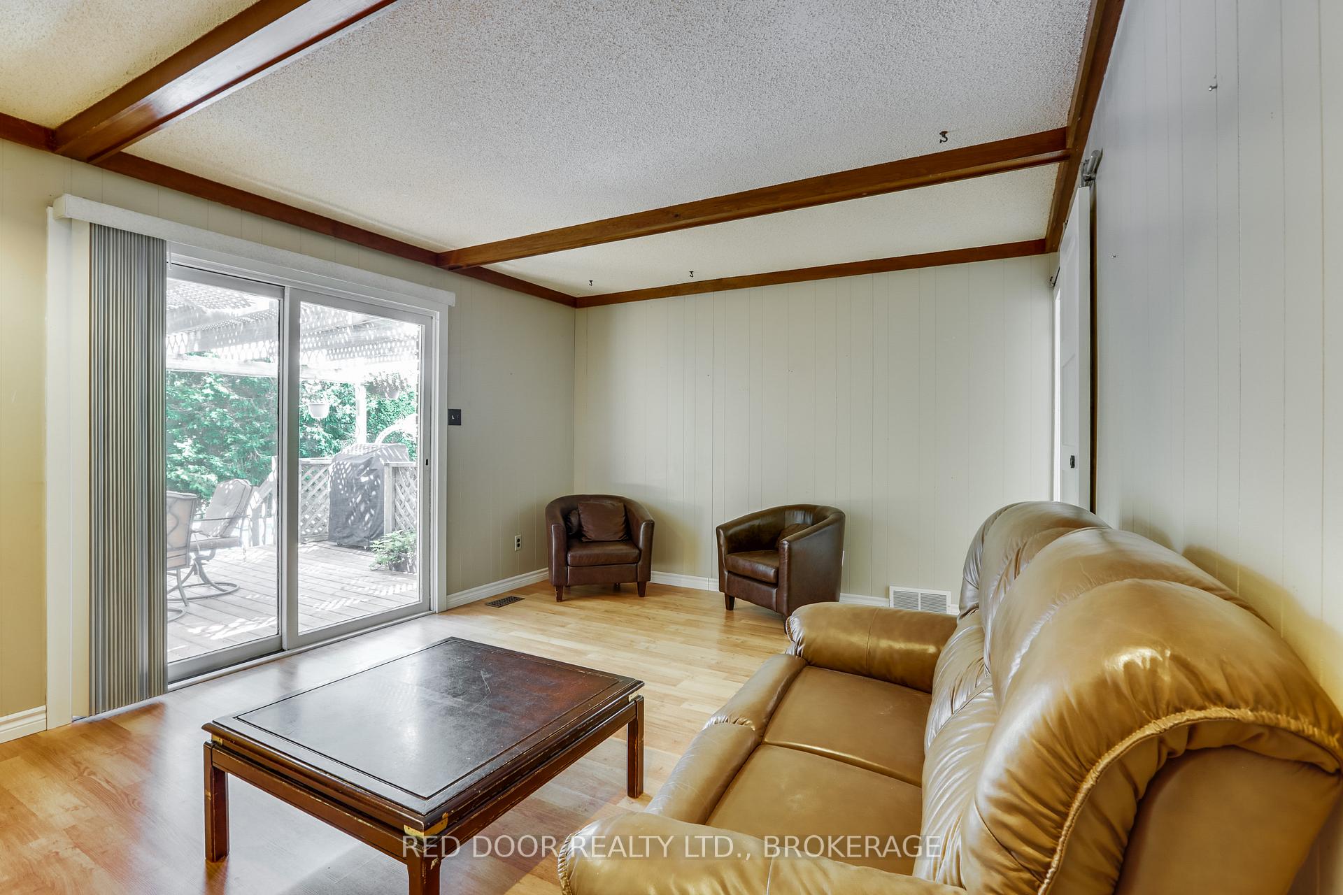 Photo 20 of 79 Greenbrier Crescent, London, South N — HOMEH