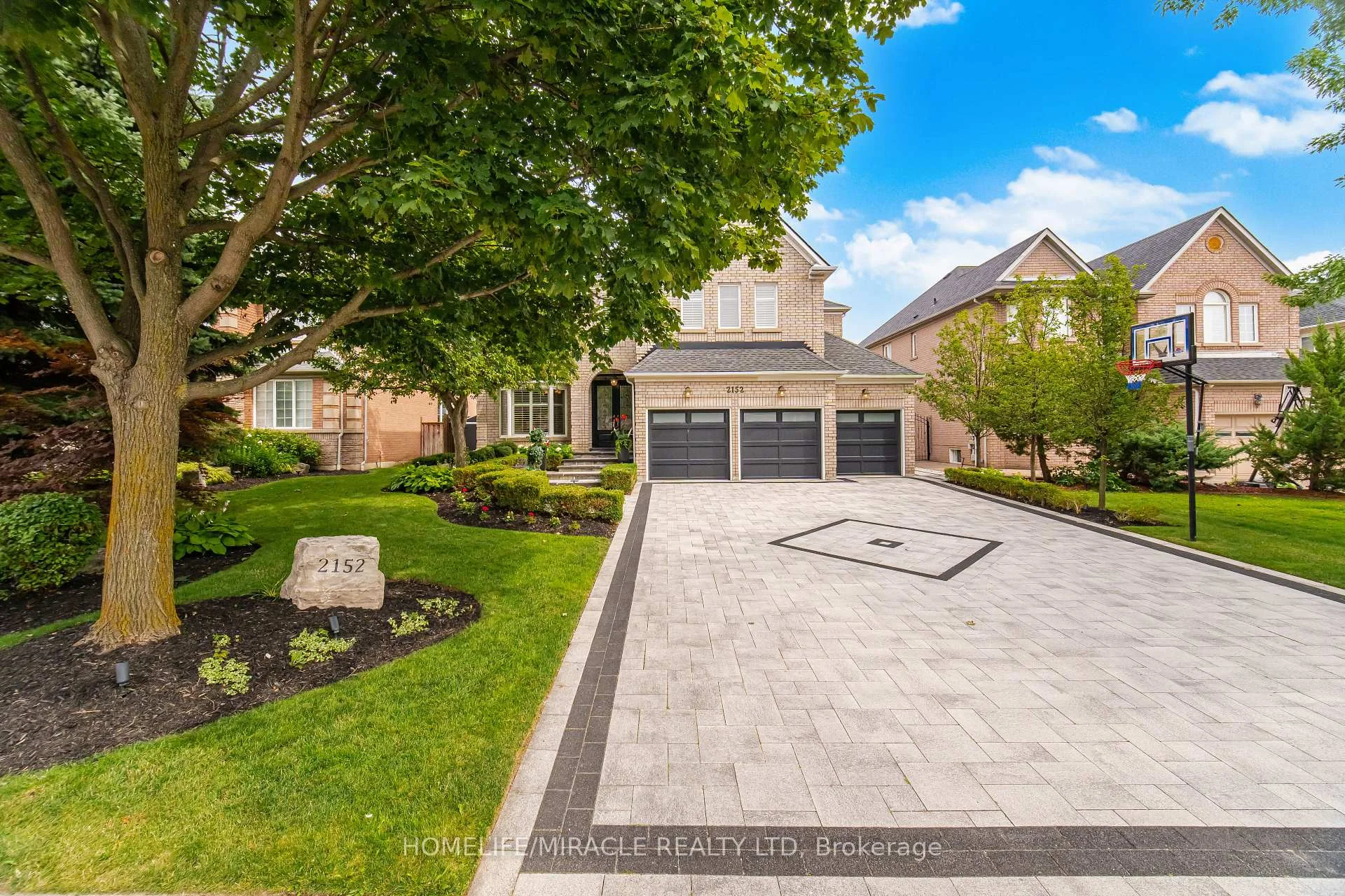 Front of 2152 Manor Hill Drive