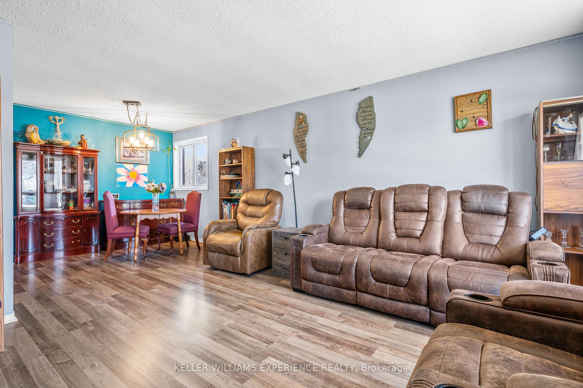 Photo 10 of 321 Park Street, Orillia — HOMEH