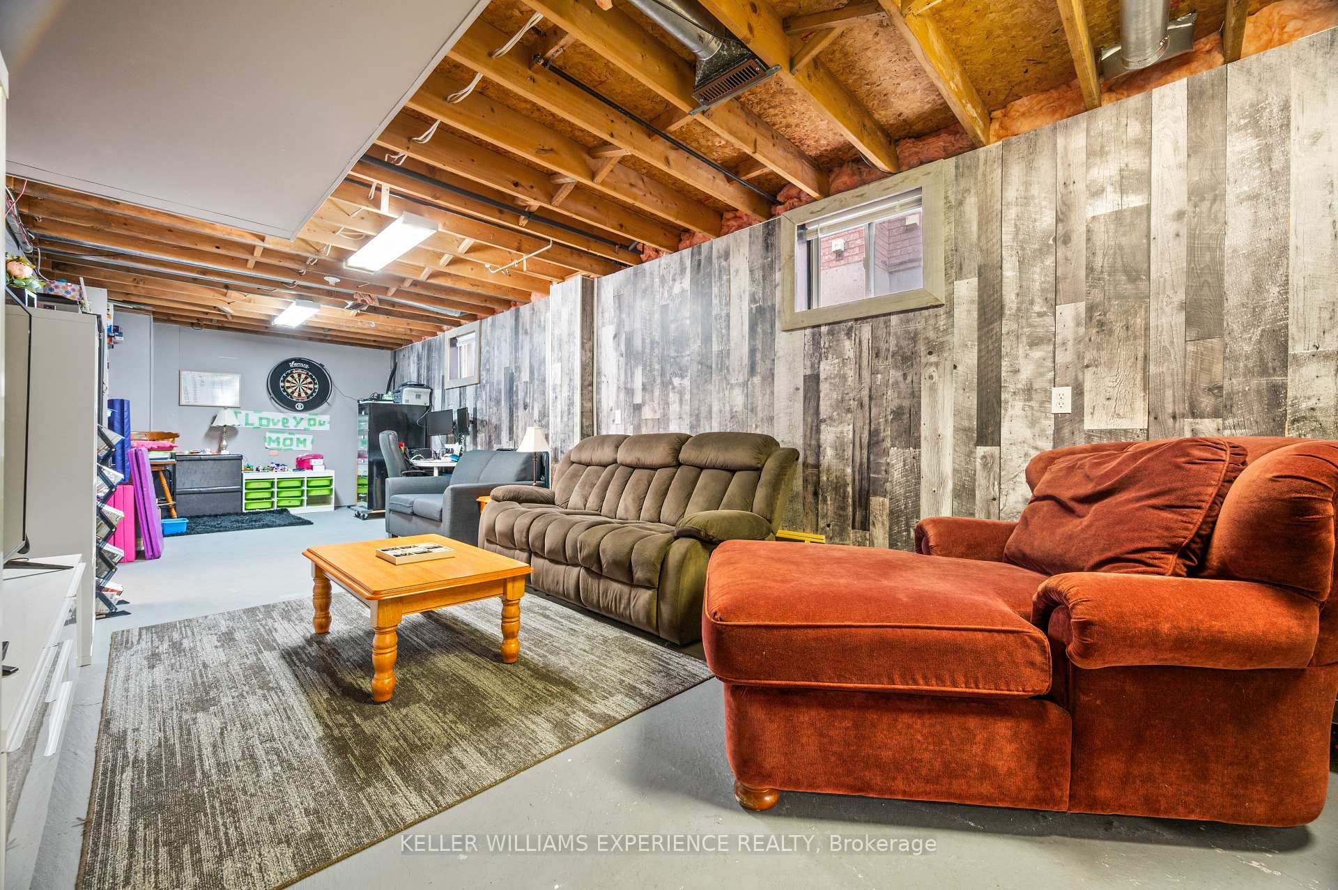 Photo 17 of 321 Park Street, Orillia — HOMEH