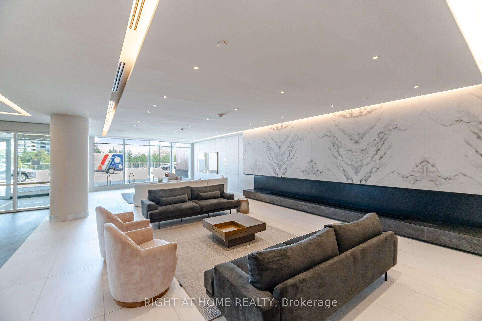 Photo 4 of Unit 2002, 30 Upper Mall Way, Vaughan, Brownridge — HOMEH
