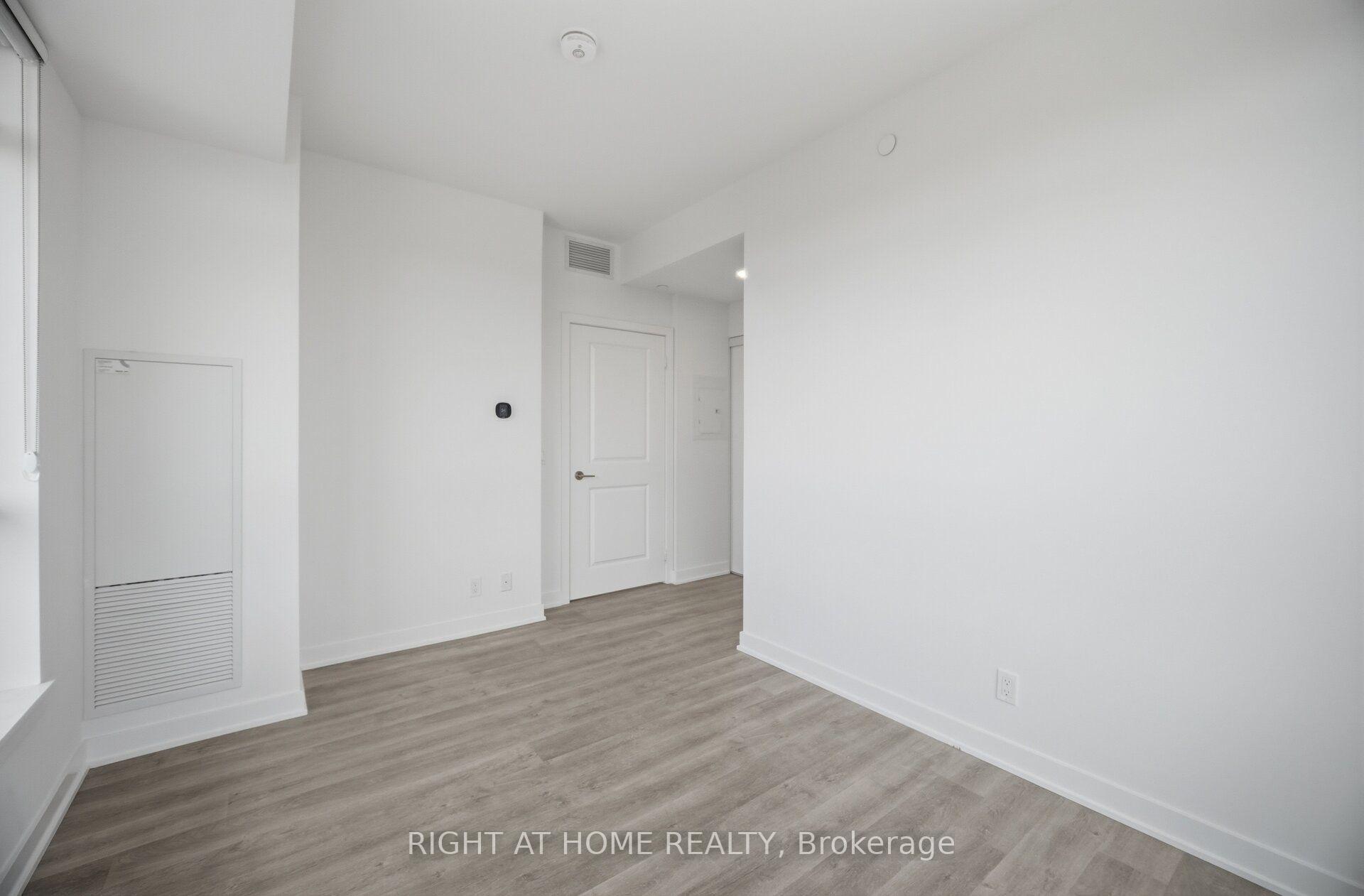Photo 24 of Unit 2002, 30 Upper Mall Way, Vaughan, Brownridge — HOMEH