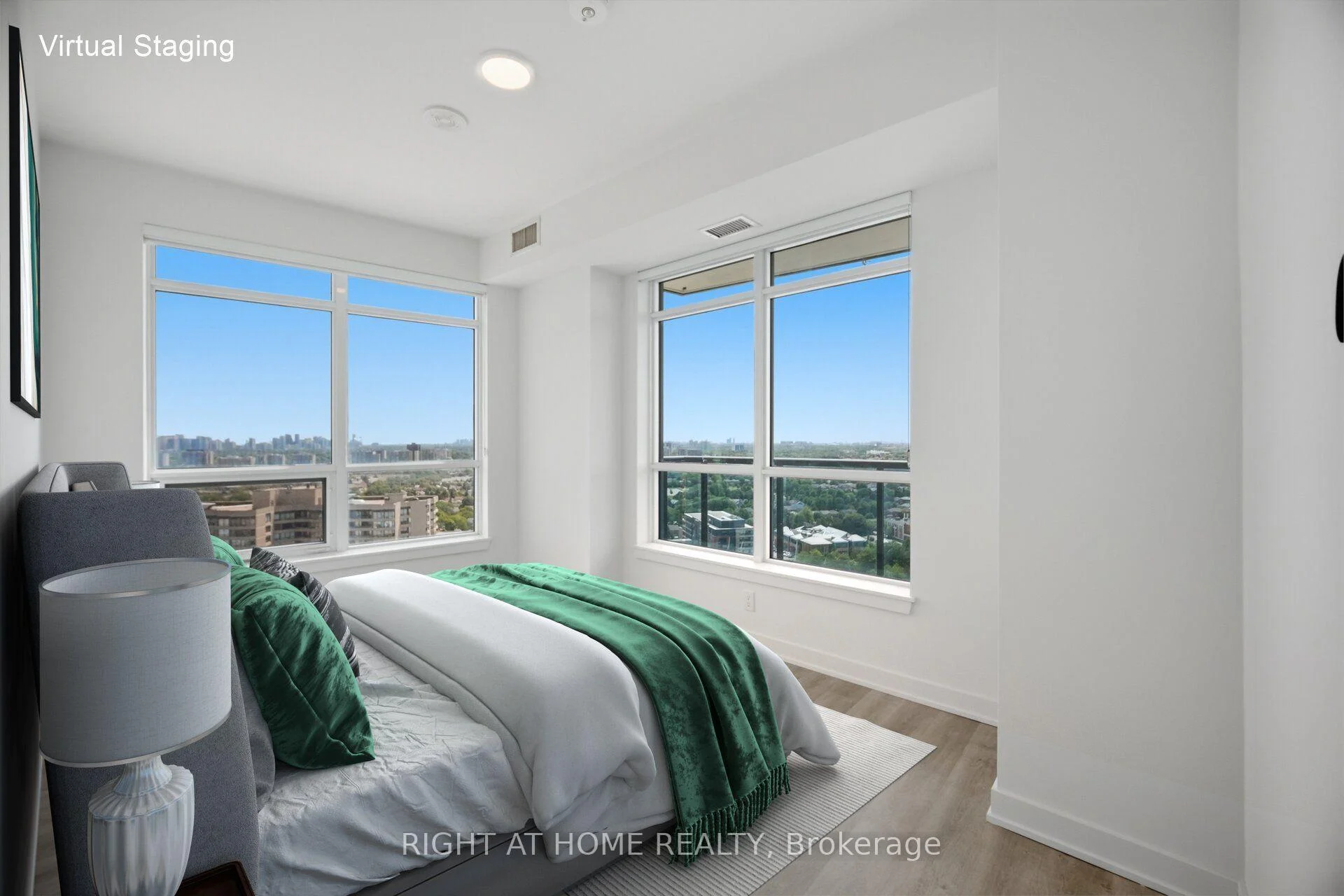 Photo 23 of Unit 2002, 30 Upper Mall Way, Vaughan, Brownridge — HOMEH