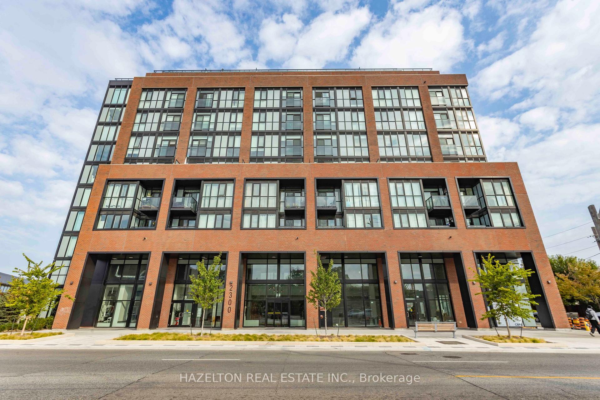 Photo 2 of Unit 804, 2300 St Clair Avenue W, Toronto, Junction Area — HOMEH