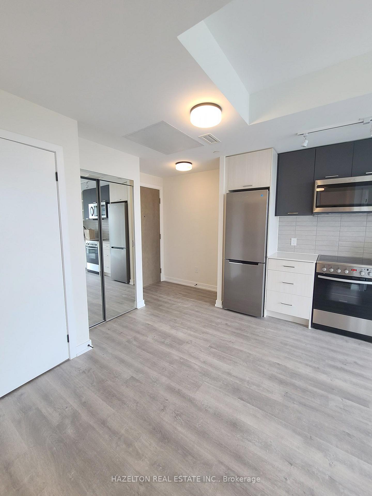 Photo 8 of Unit 804, 2300 St Clair Avenue W, Toronto, Junction Area — HOMEH