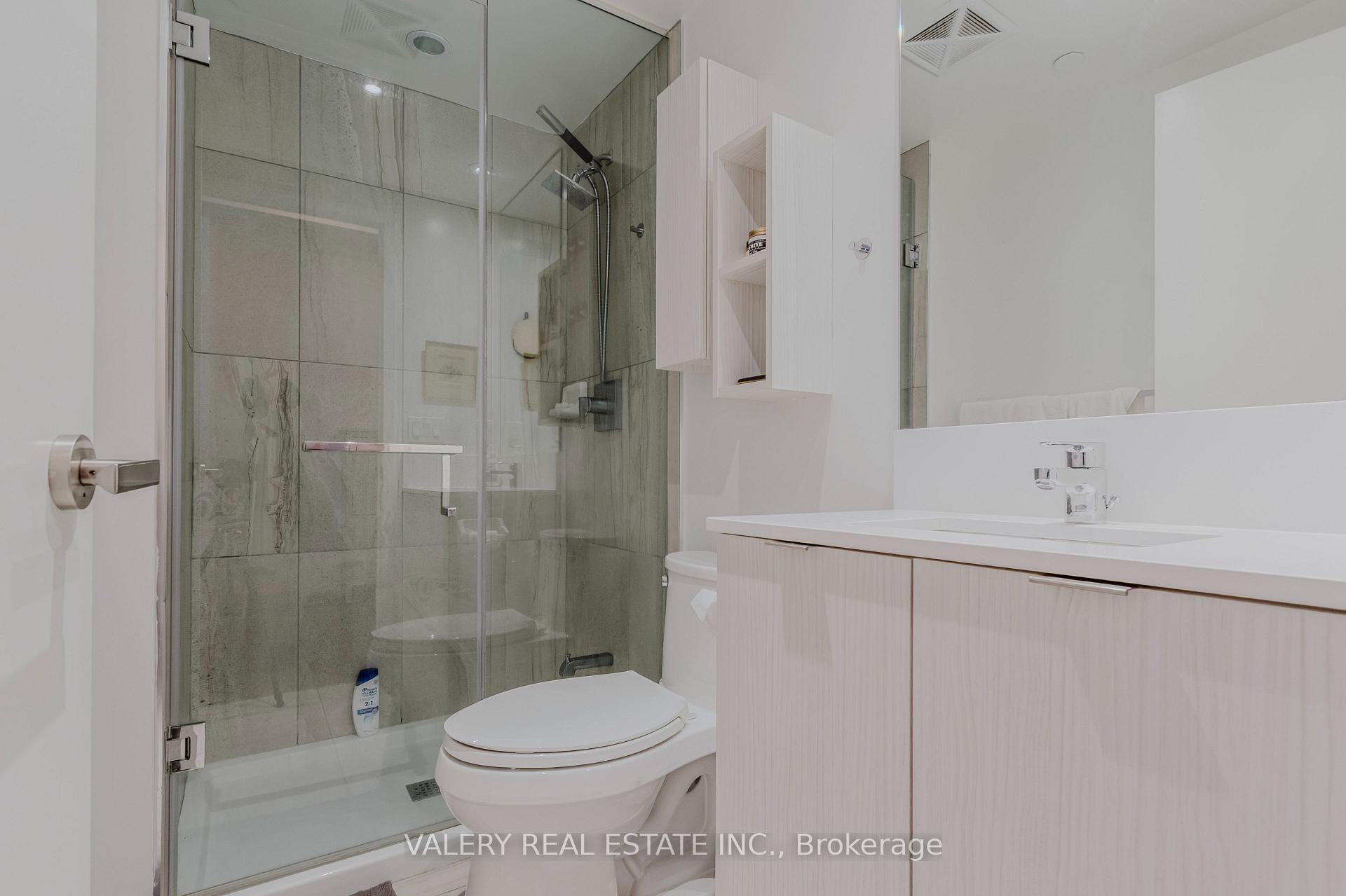 Photo 22 of Unit 712, 195 Redpath Avenue, Toronto, Mount Pleasant West — HOMEH