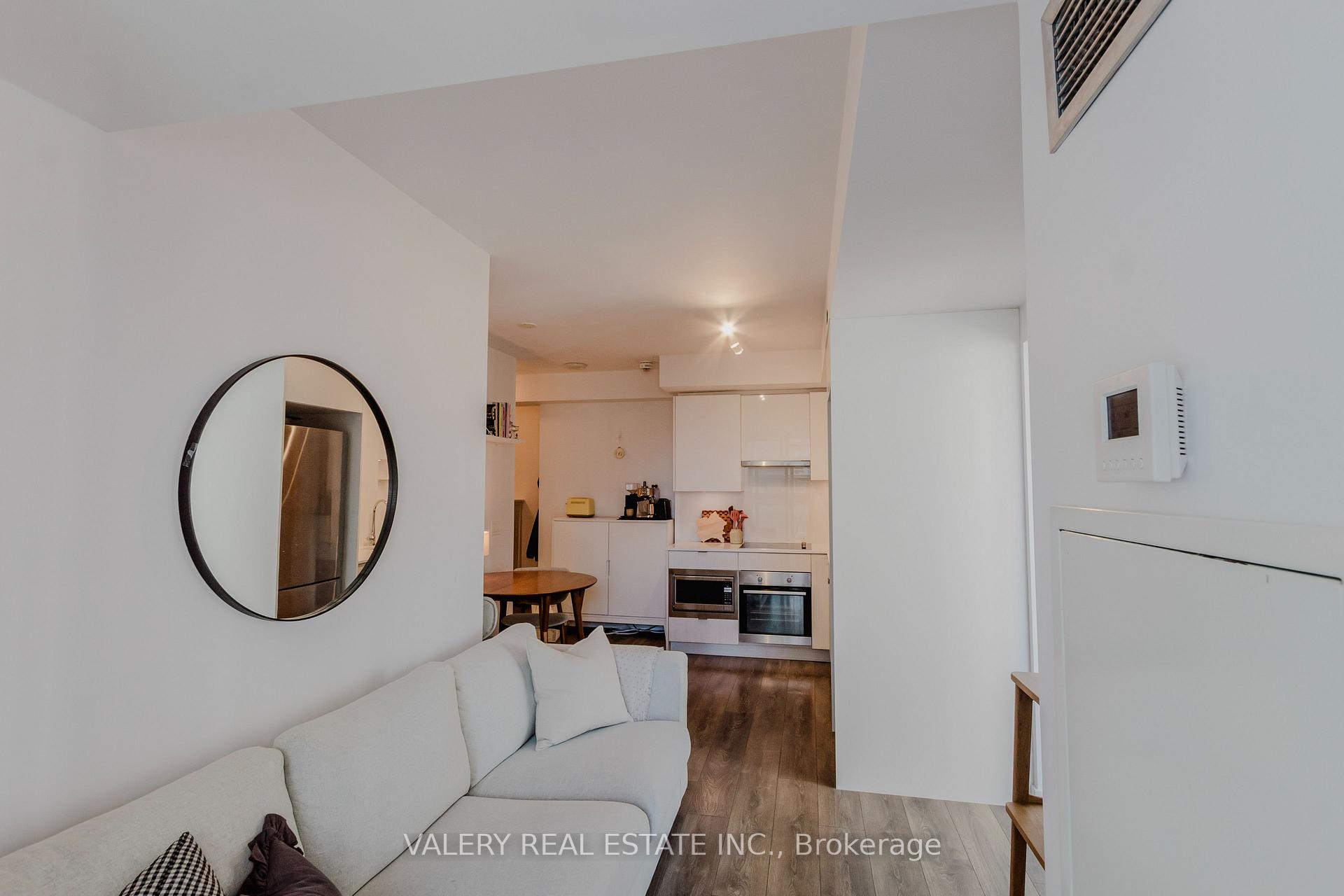 Photo 27 of Unit 712, 195 Redpath Avenue, Toronto, Mount Pleasant West — HOMEH