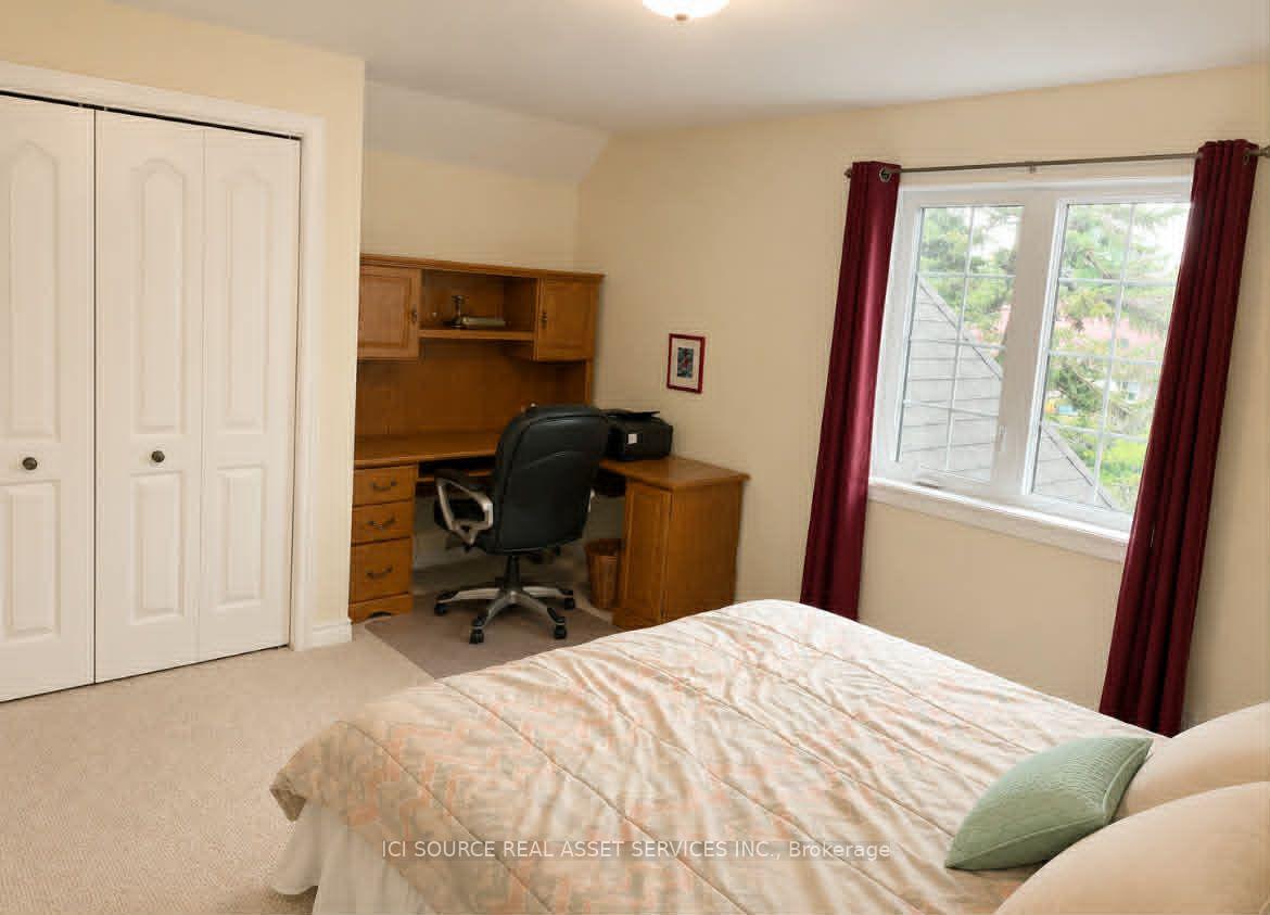 Photo 15 of 6 Edgewater Drive, Brighton — HOMEH