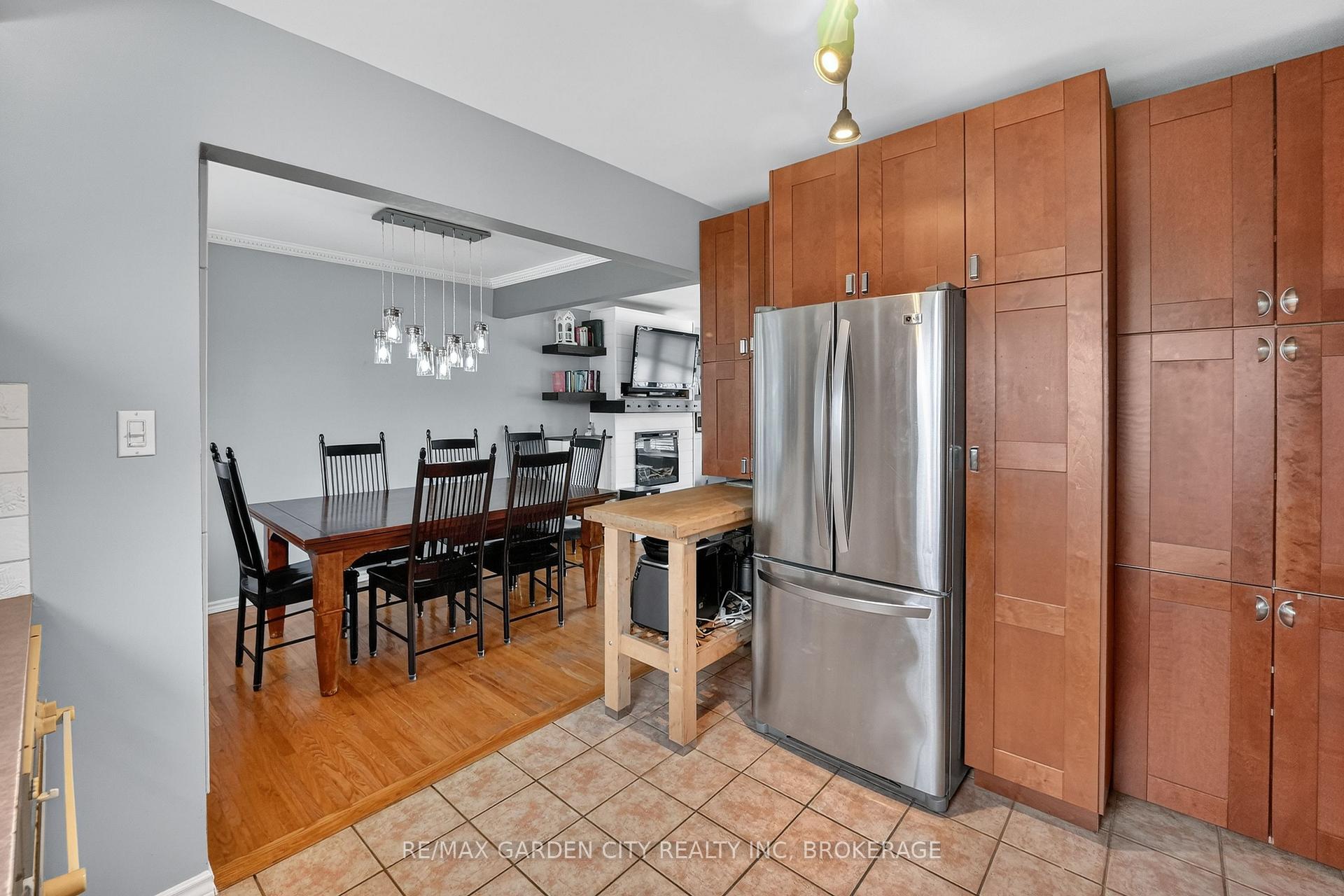 Photo 17 of 78 Meredith Drive, St. Catharines, Carlton/Bunting — HOMEH