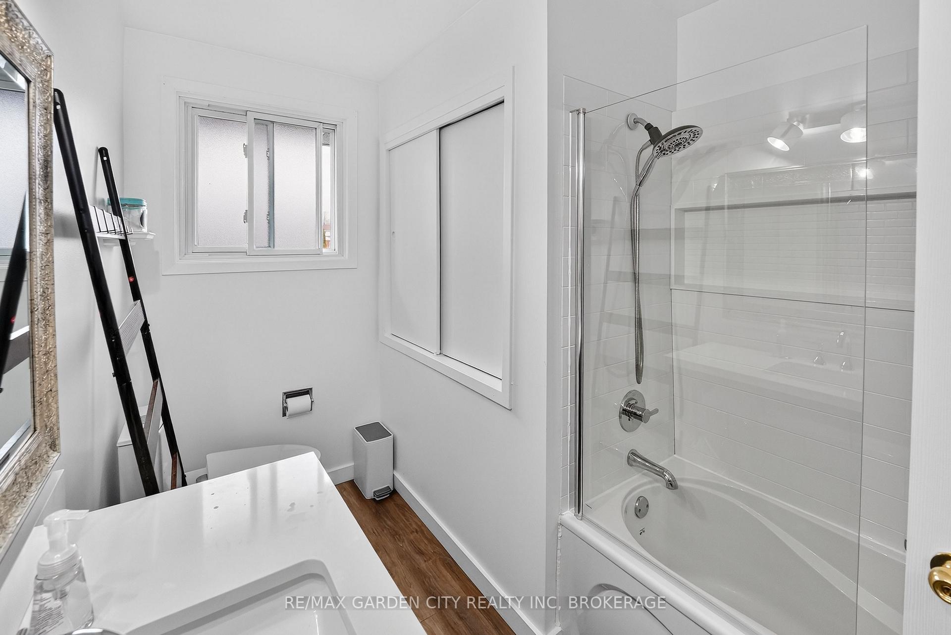 Photo 27 of 78 Meredith Drive, St. Catharines, Carlton/Bunting — HOMEH