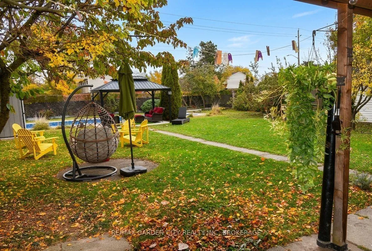 Photo 47 of 78 Meredith Drive, St. Catharines, Carlton/Bunting — HOMEH