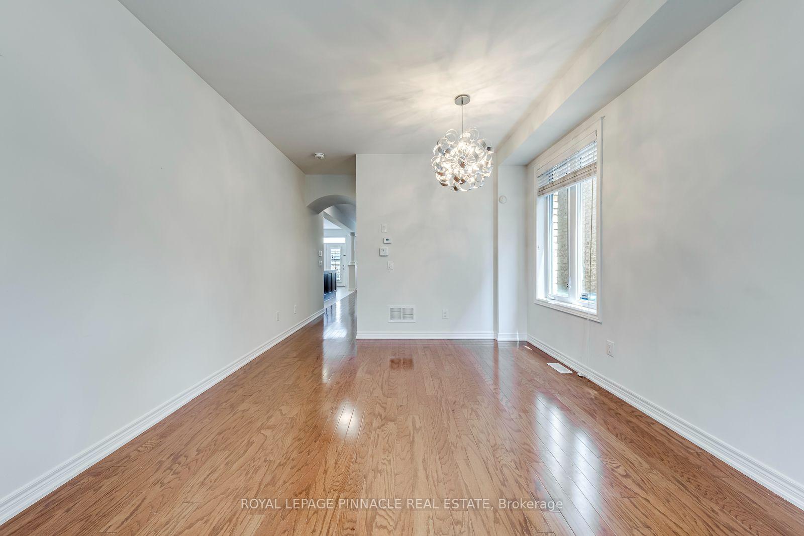 Photo 4 of 3111 Robert Brown Boulevard, Oakville, Glenorchy — HOMEH