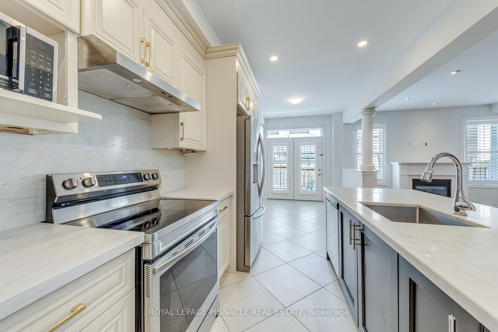 Photo 18 of 3111 Robert Brown Boulevard, Oakville, Glenorchy — HOMEH