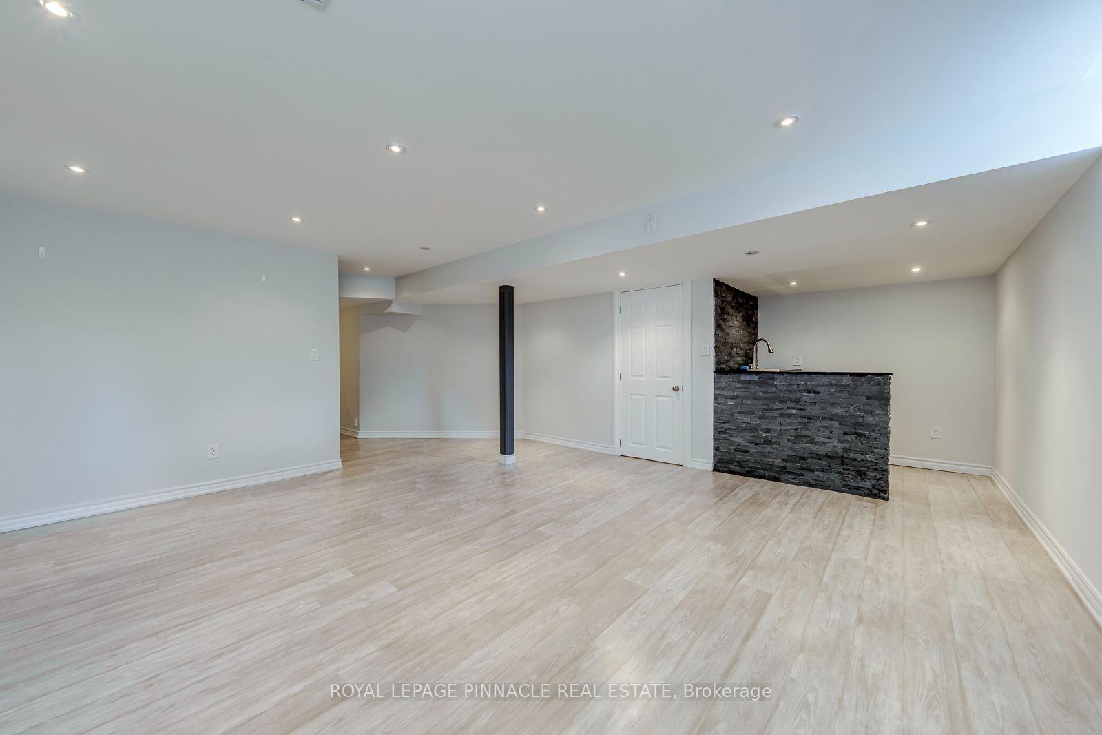 Photo 35 of 3111 Robert Brown Boulevard, Oakville, Glenorchy — HOMEH