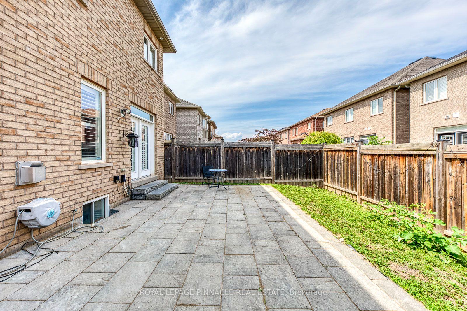 Photo 42 of 3111 Robert Brown Boulevard, Oakville, Glenorchy — HOMEH