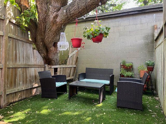 Photo 14 of 823 Craven Road, Toronto, Greenwood-Coxwell — HOMEH