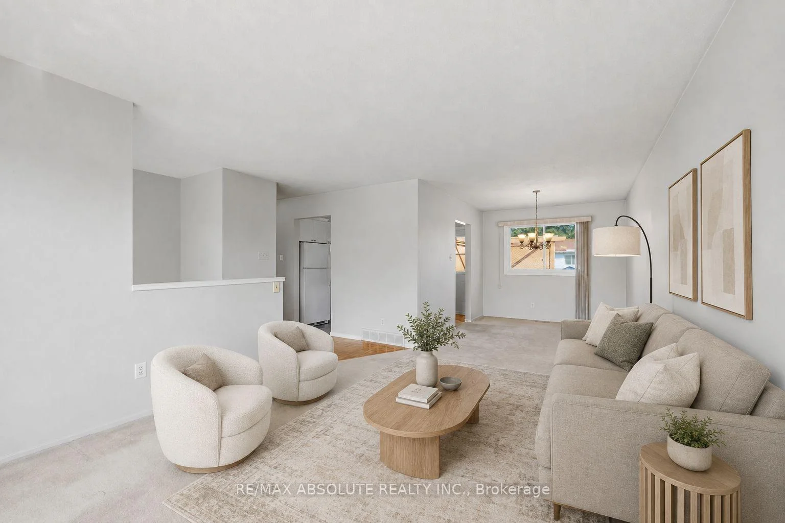 Photo 2 of 377 Leanne Street, Ottawa, Bilberry Creek/Queenswood Heights — HOMEH
