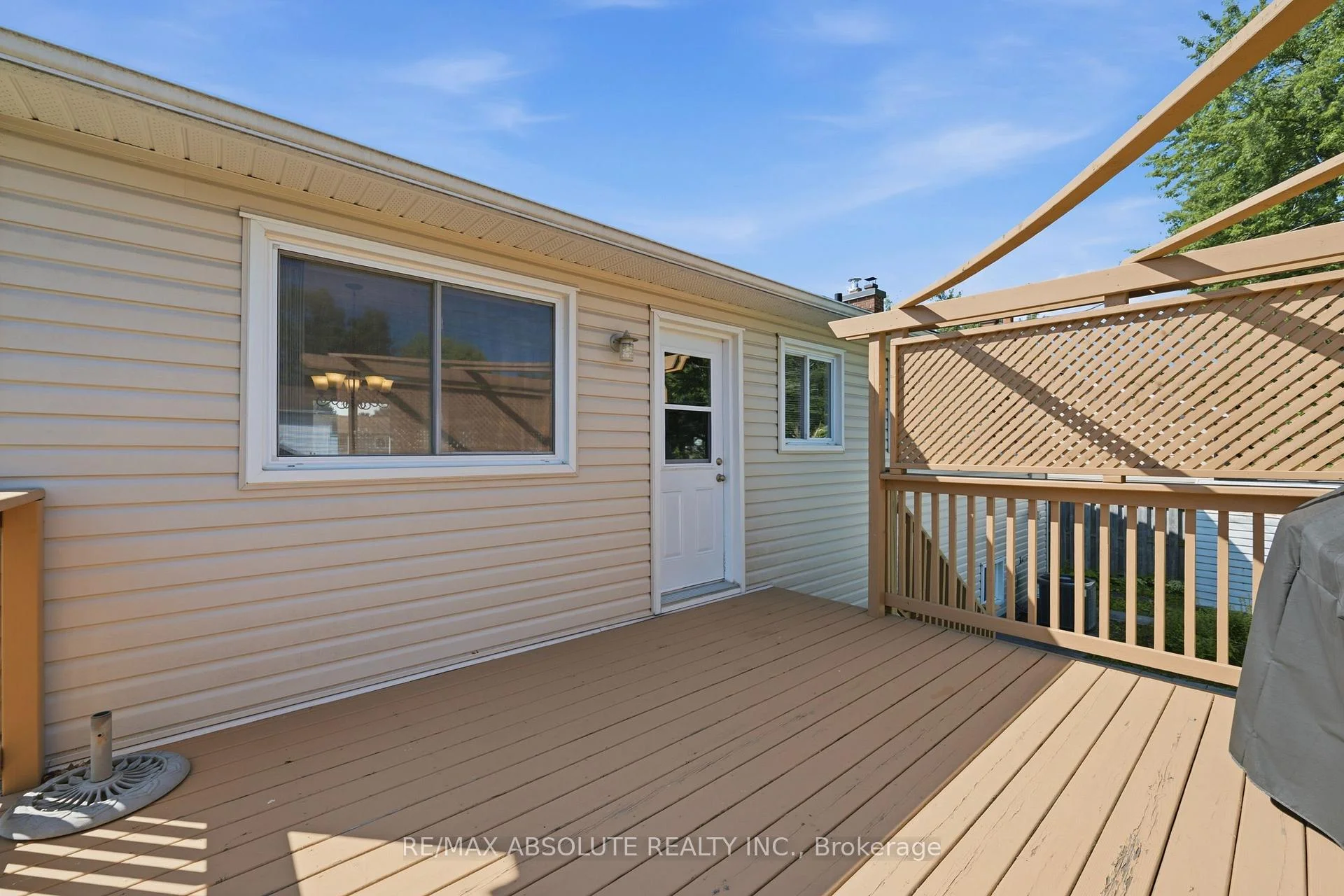 Photo 66 of 377 Leanne Street, Ottawa, Bilberry Creek/Queenswood Heights — HOMEH