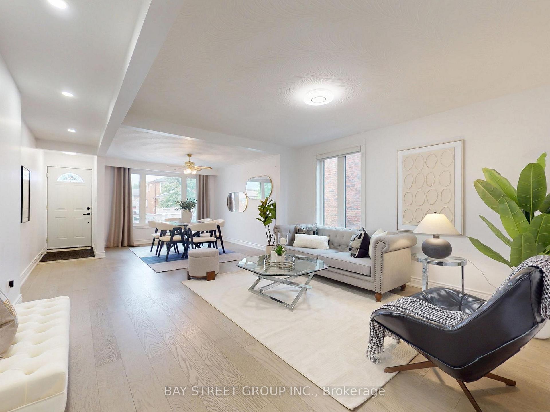 Photo 5 of 6 Moira Avenue, Scarborough, Clairlea-Birchmount — HOMEH