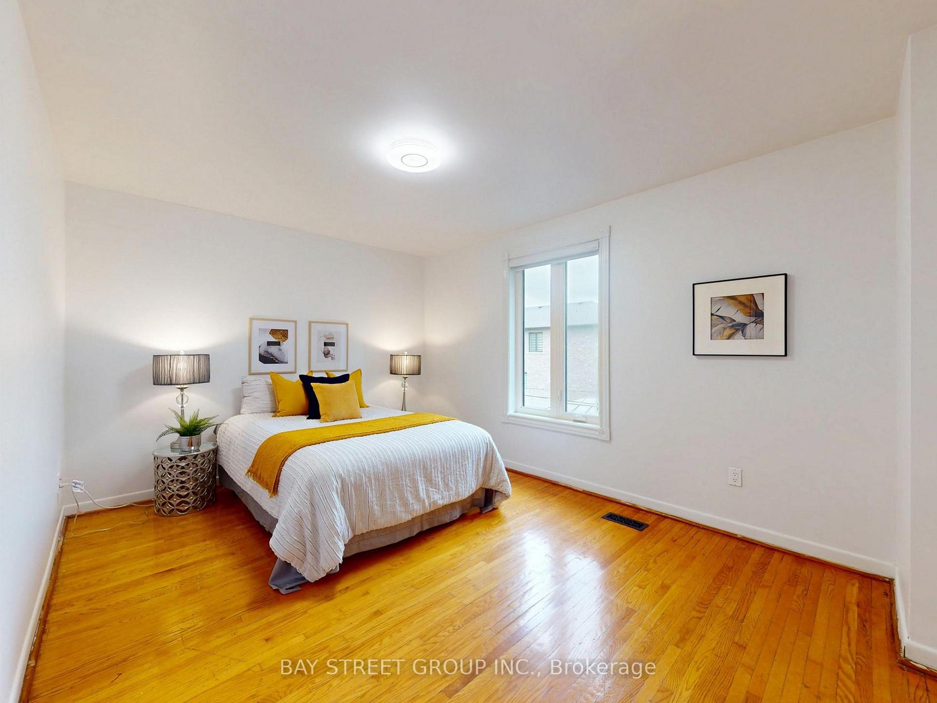 Photo 22 of 6 Moira Avenue, Scarborough, Clairlea-Birchmount — HOMEH