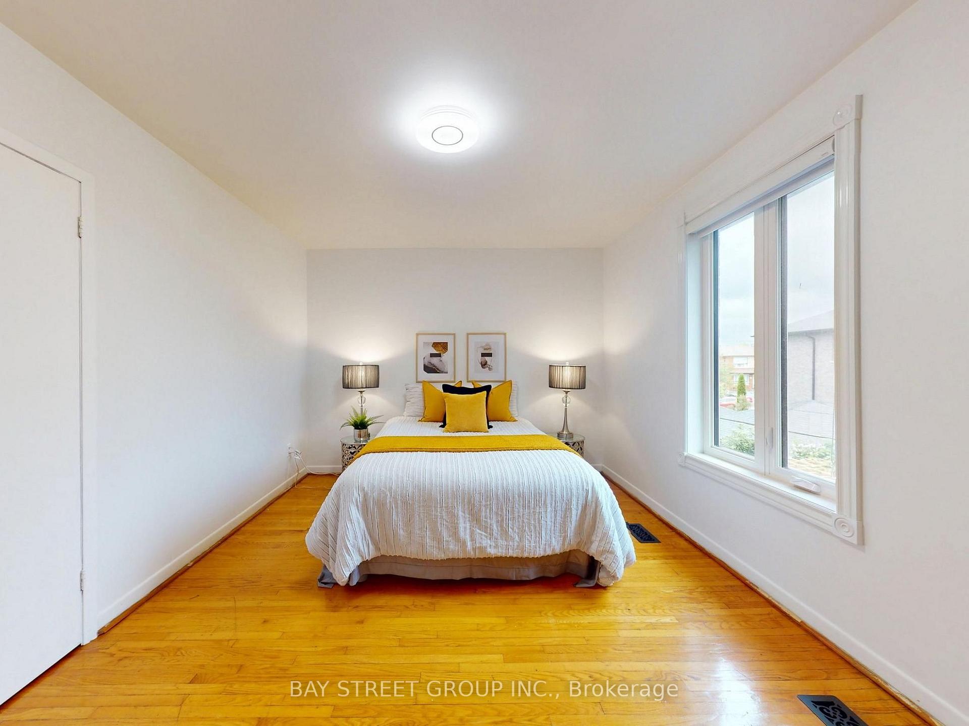 Photo 23 of 6 Moira Avenue, Scarborough, Clairlea-Birchmount — HOMEH