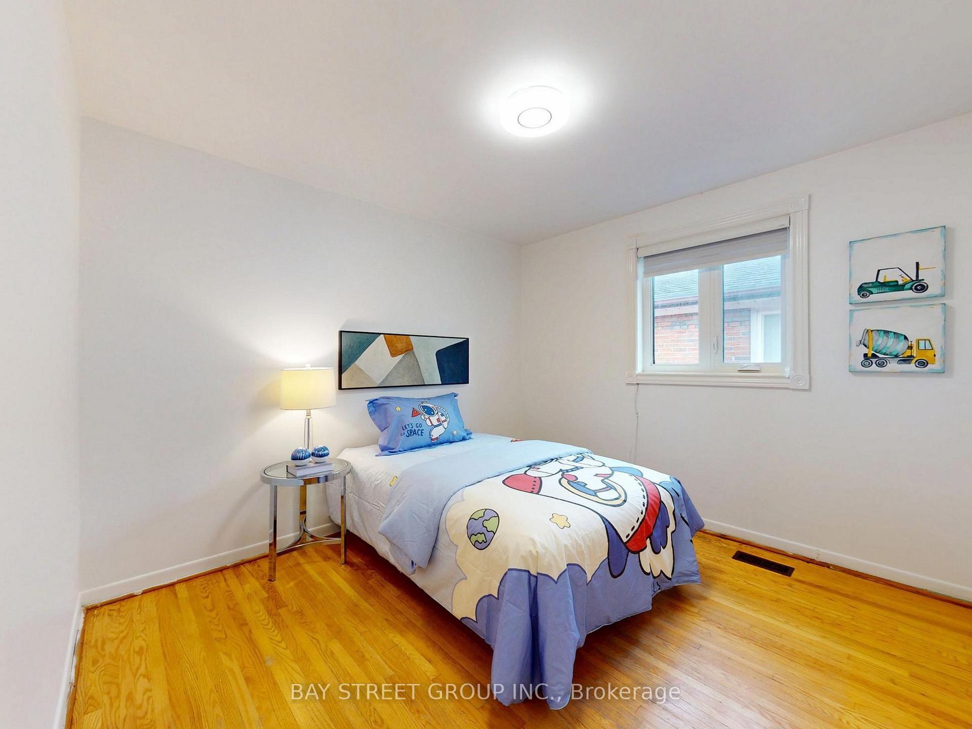 Photo 25 of 6 Moira Avenue, Scarborough, Clairlea-Birchmount — HOMEH