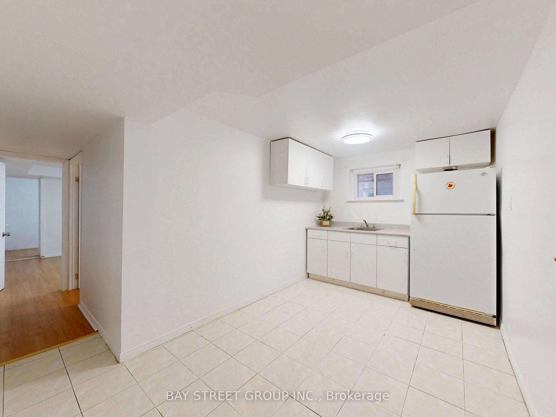 Photo 32 of 6 Moira Avenue, Scarborough, Clairlea-Birchmount — HOMEH