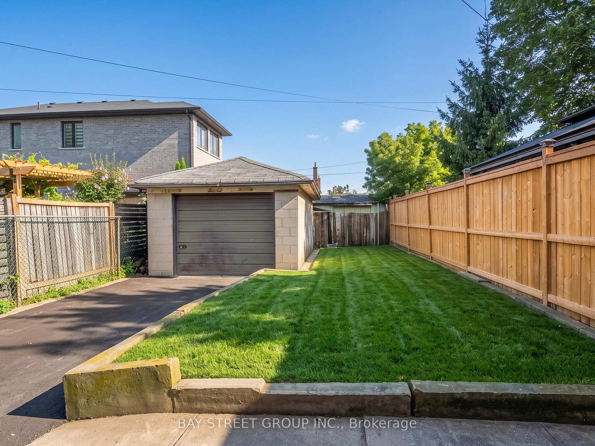 Photo 37 of 6 Moira Avenue, Scarborough, Clairlea-Birchmount — HOMEH