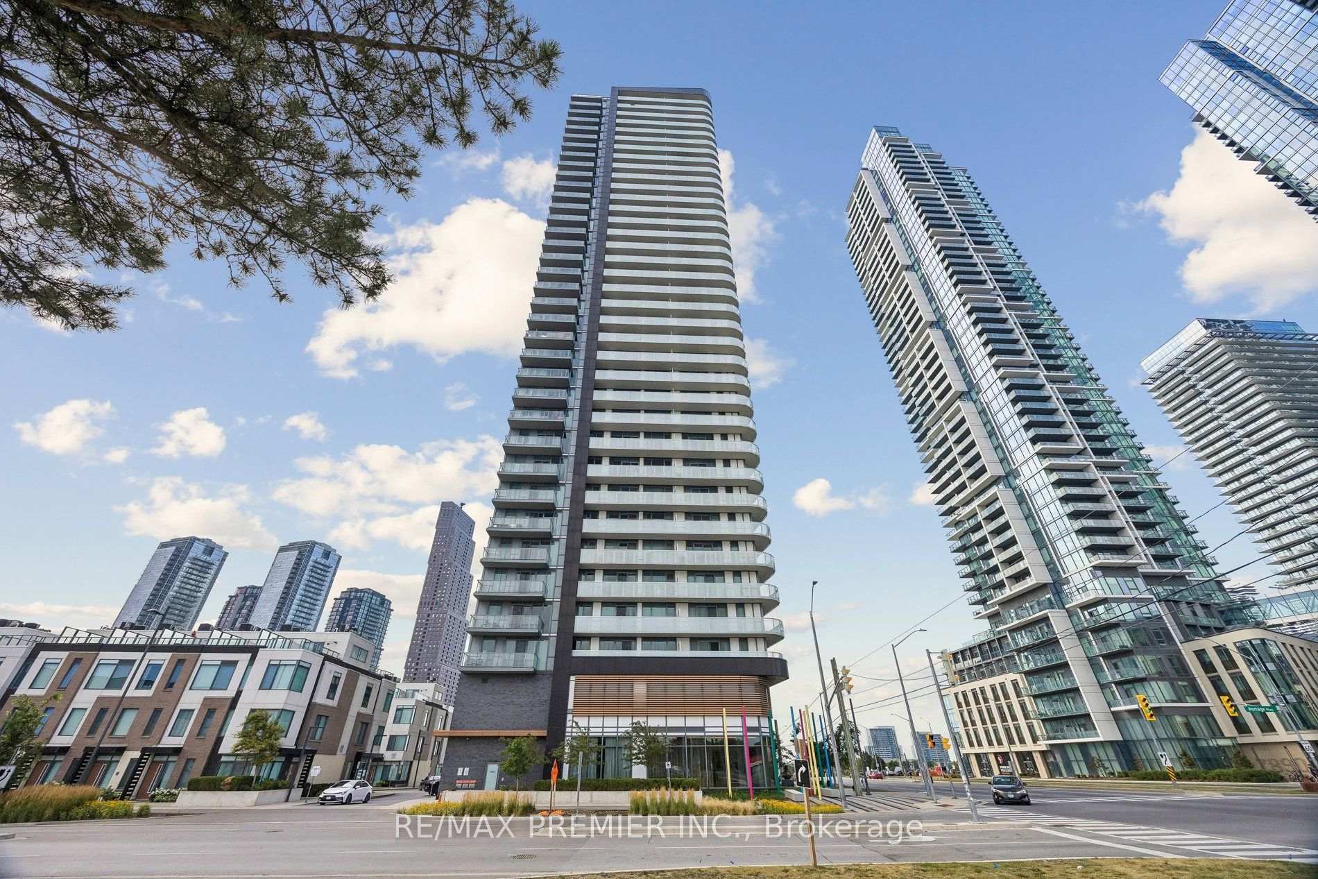 Photo 1 of Unit 1717, 7895 Jane Street, Vaughan, Concord — HOMEH