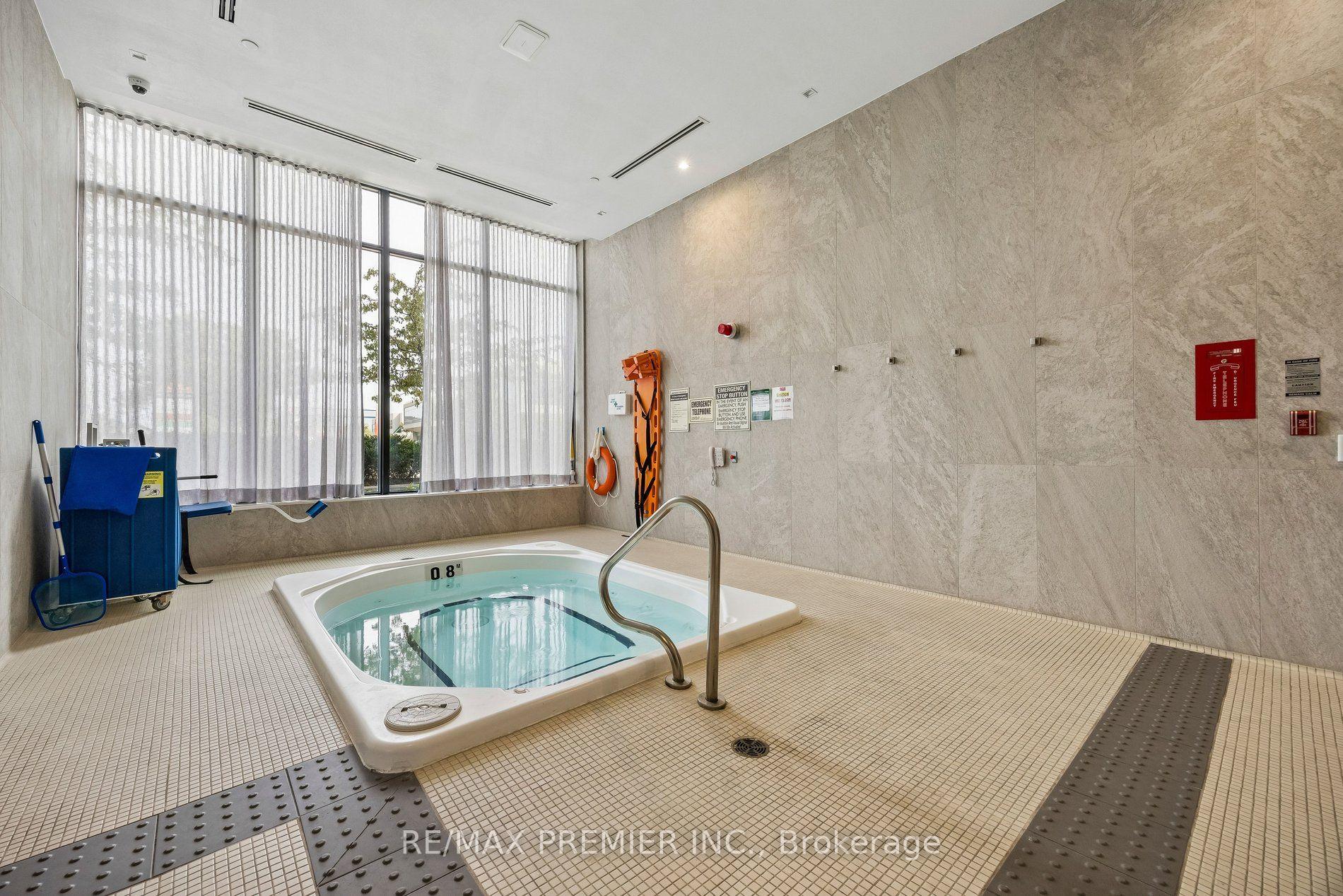 Photo 6 of Unit 1717, 7895 Jane Street, Vaughan, Concord — HOMEH