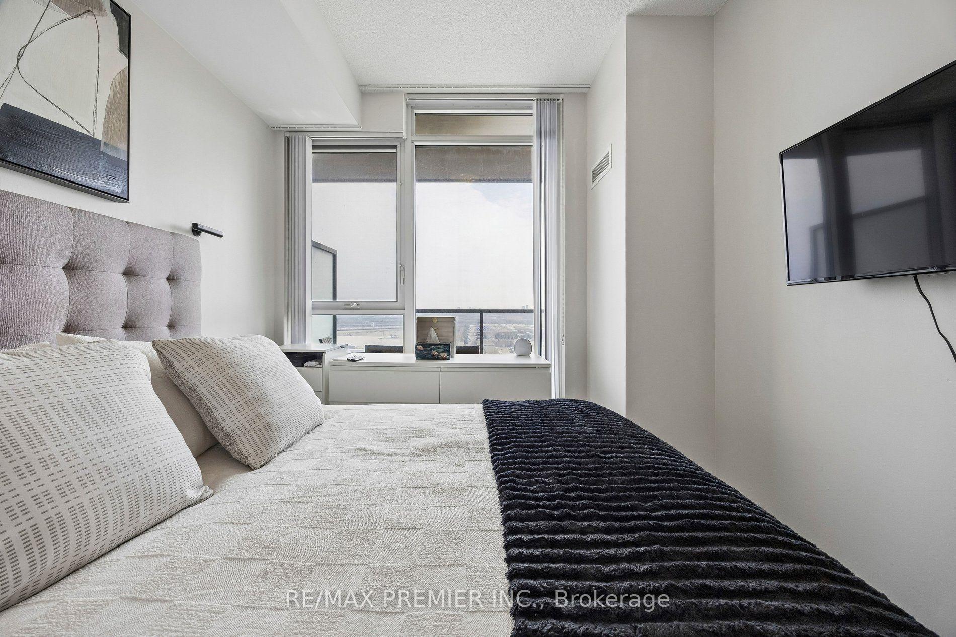 Photo 36 of Unit 1717, 7895 Jane Street, Vaughan, Concord — HOMEH