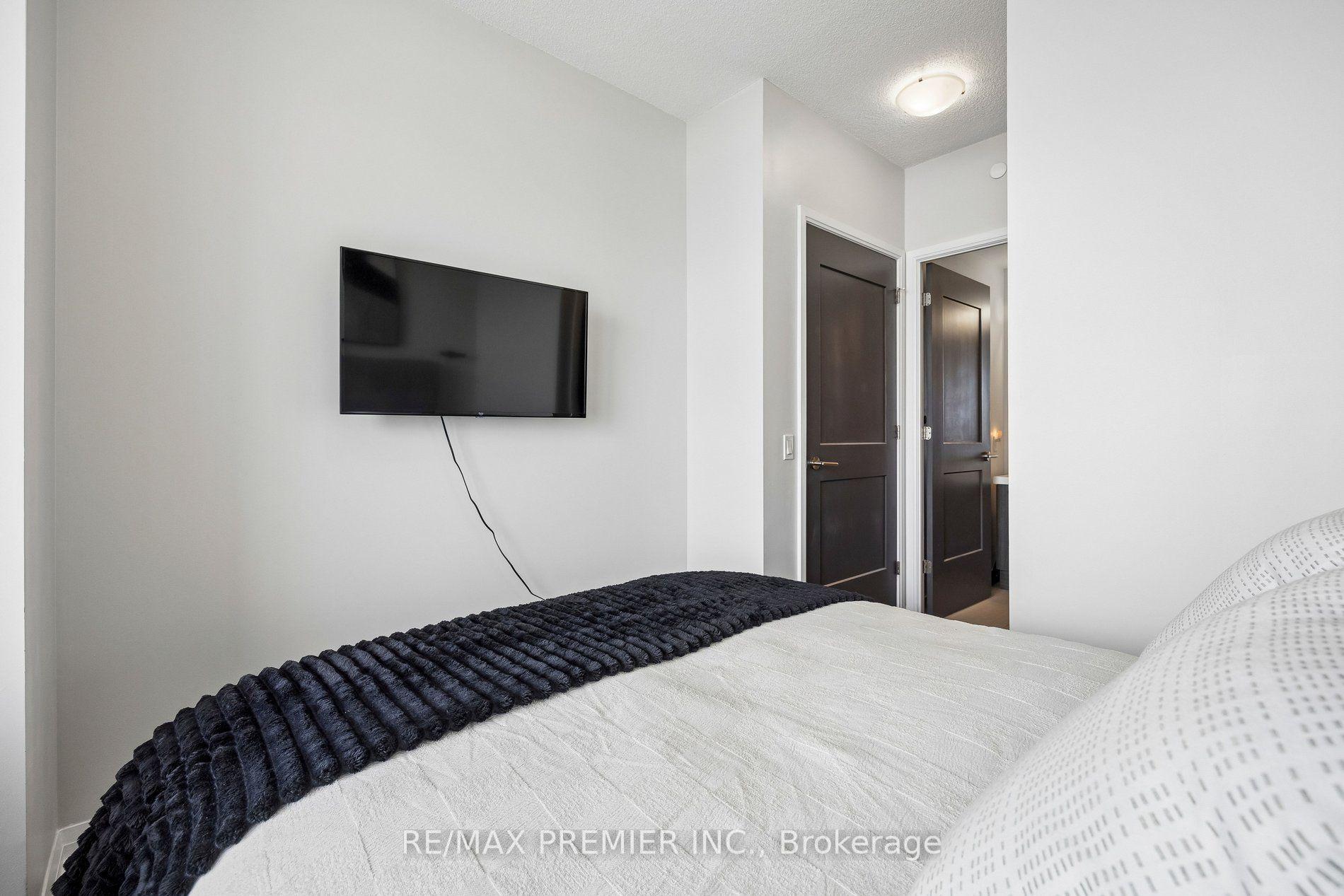 Photo 39 of Unit 1717, 7895 Jane Street, Vaughan, Concord — HOMEH