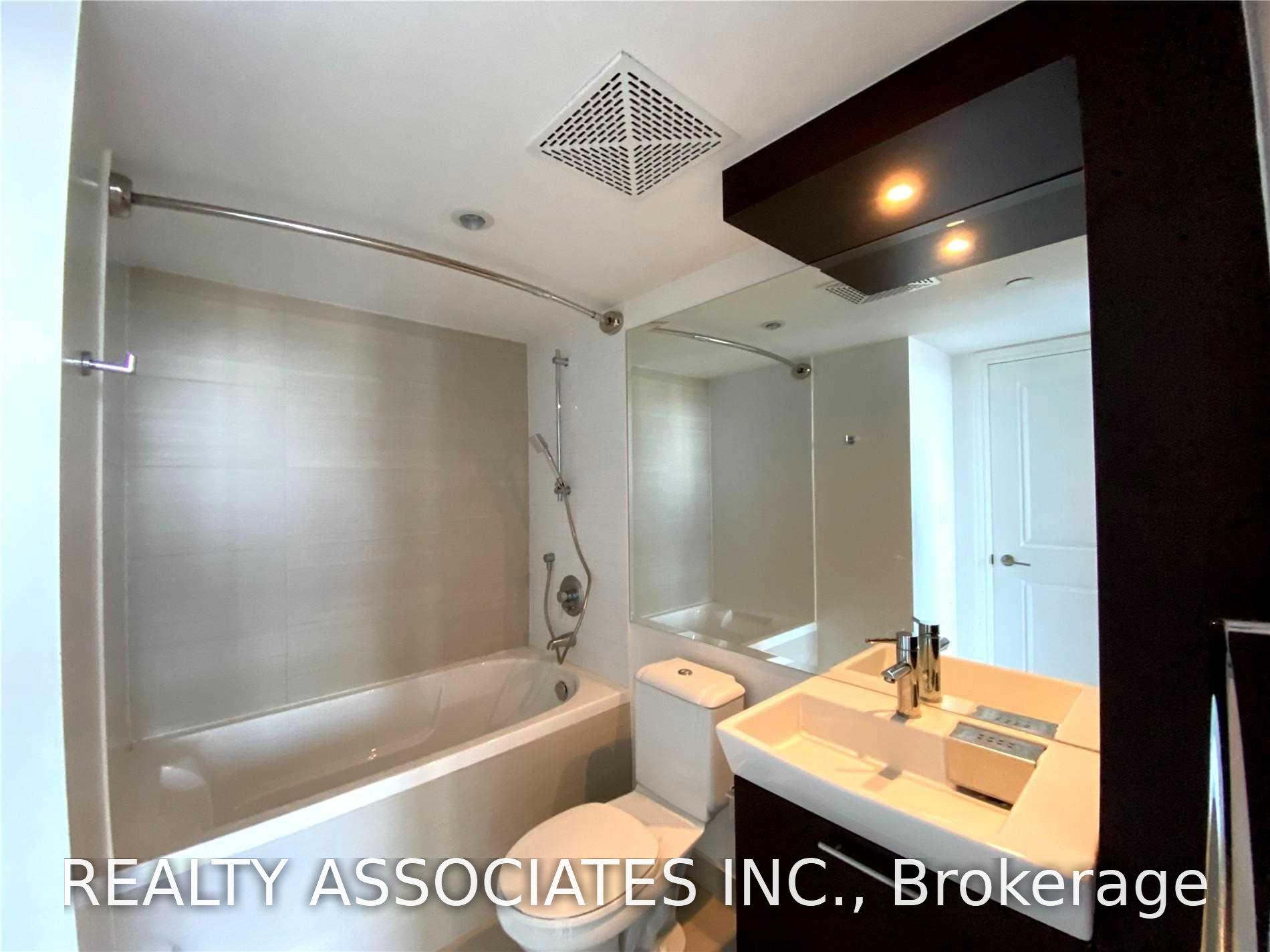Photo 7 of Unit 2813, 386 Yonge Street, Toronto, Bay Street Corridor — HOMEH
