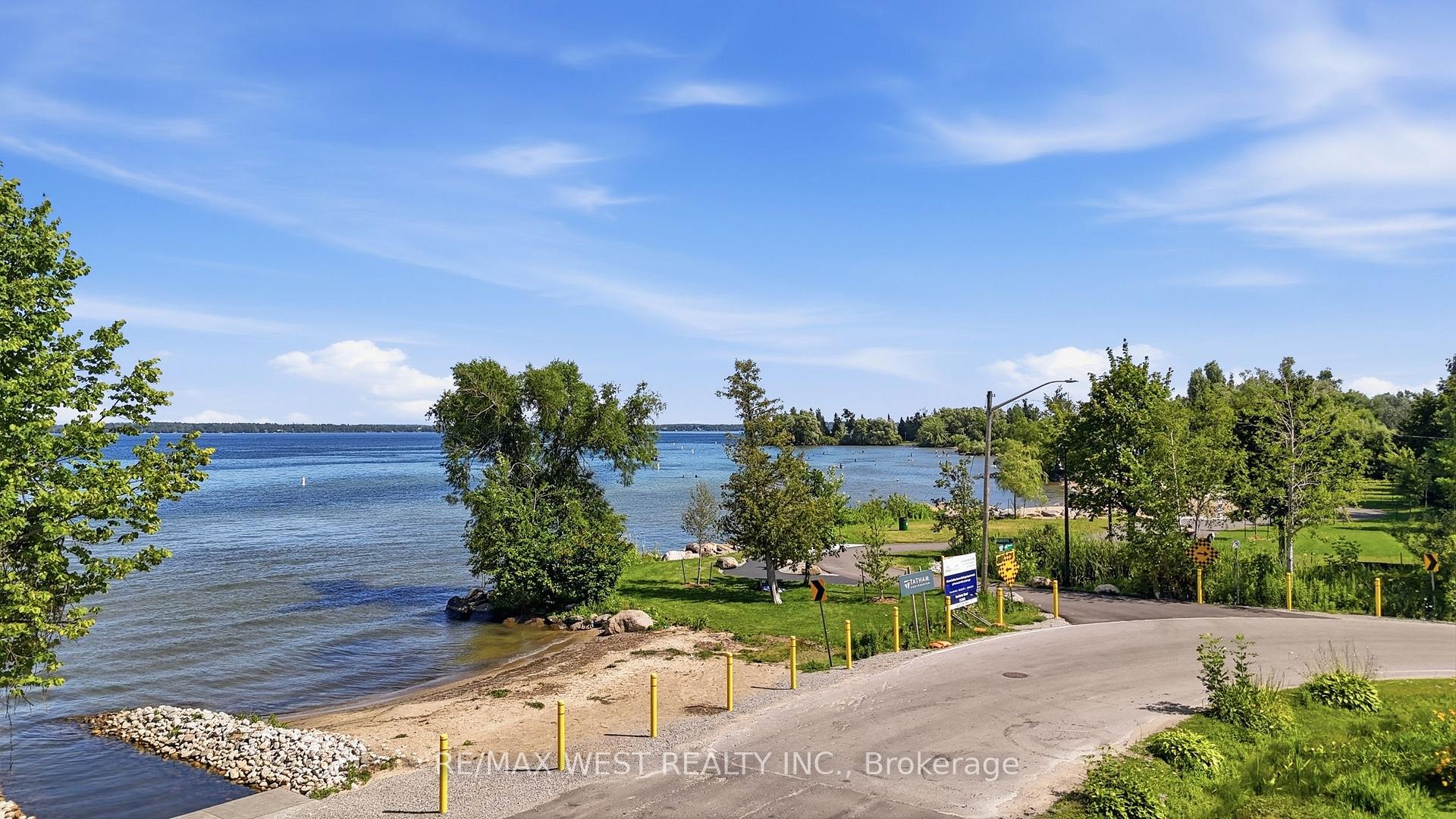 Photo 5 of 2234 Crystal Beach Road, Innisfil, Alcona — HOMEH
