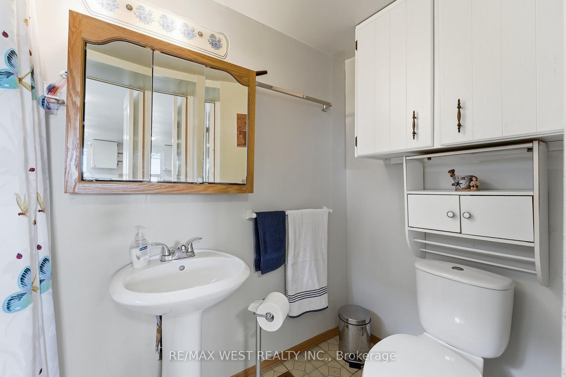 Photo 14 of 2234 Crystal Beach Road, Innisfil, Alcona — HOMEH